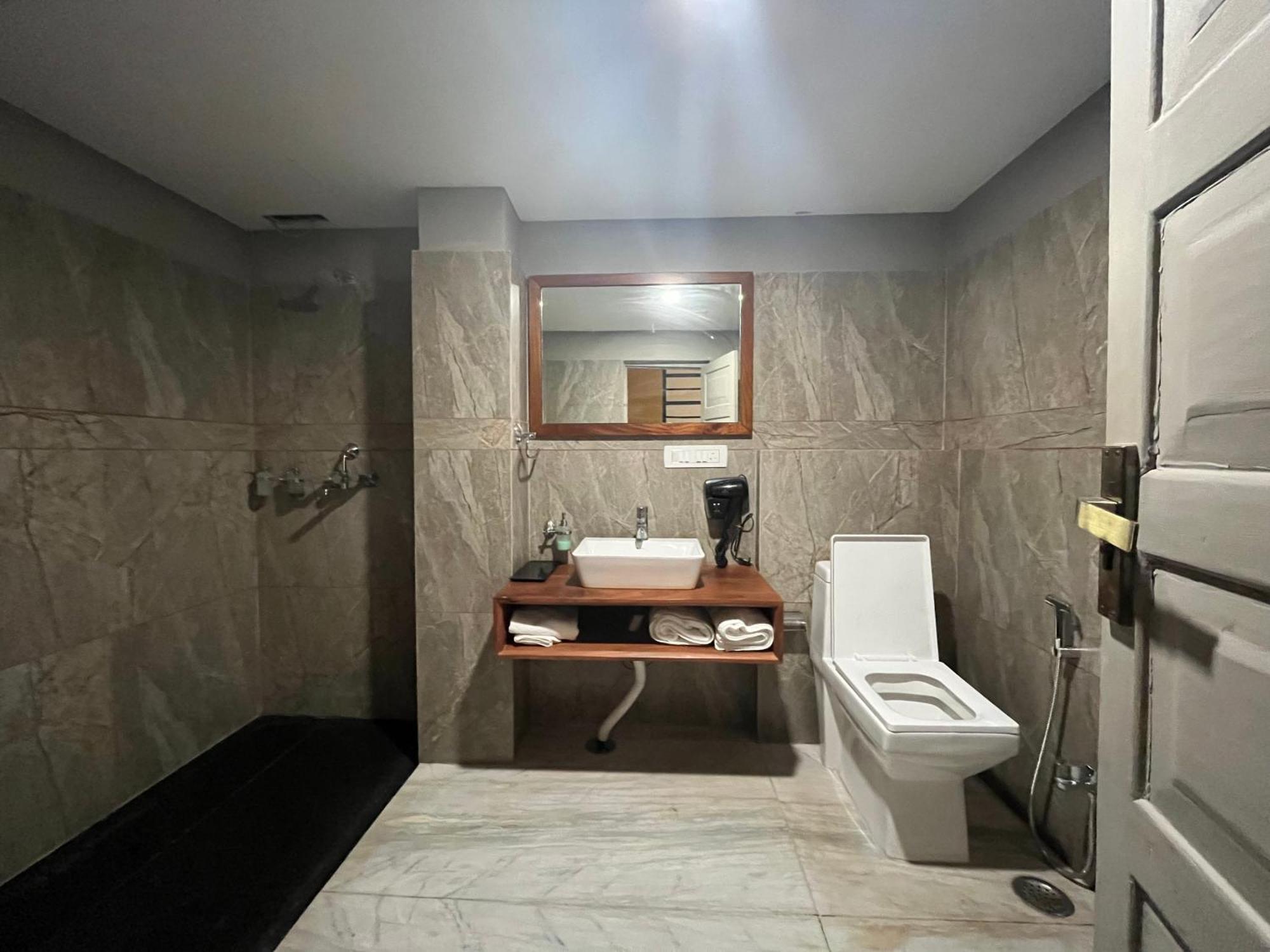 Nkaasa Hotel Personal Suites Raxaul Εξωτερικό φωτογραφία